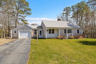 17 Touraine Way, South Yarmouth, MA 02664