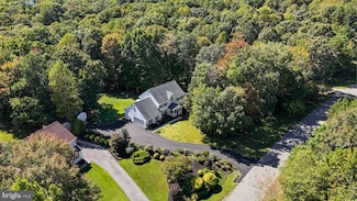 27983 Cathedral Dr, Mechanicsville, MD 20659