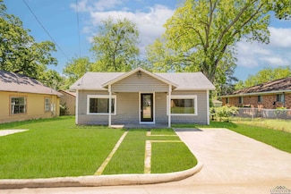 115 Yates St, Mount Vernon, TX 75457