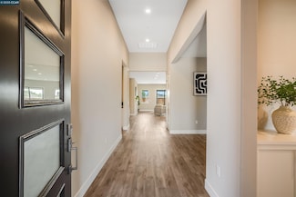 1567 Aloha Ln, Tracy, CA 95376