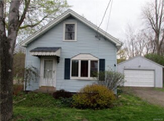399 N Main St, Holland, NY 14080