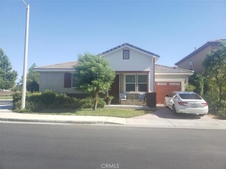 1938 Portal Dr, San Jacinto, CA 92582