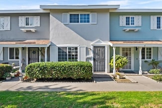 19868 Berkshire Ln, Huntington Beach, CA 92646