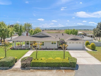 7015 Angelo Ln, Gilroy, CA 95020