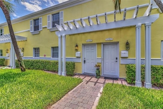 3751 Pompano Dr SE Unit 3751, Saint Petersburg, FL 33705