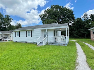4206 Stevens St, Loris, SC 29569