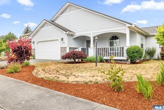 515 N Knapman Ave, Sequim, WA 98382