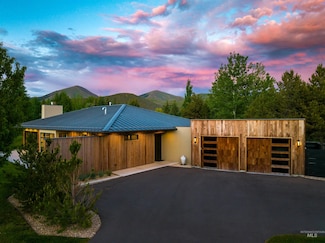 28 Streamside Dr, Hailey, ID 83333