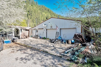 1075 Burke Rd, Wallace, ID 83873
