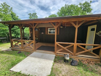 24665 Reynard's Cir, Pittsburg, MO 65724