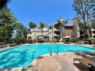 21400 Burbank Blvd Unit 207, Woodland Hills, CA 91367