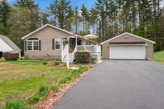 56 Osprey Rd, Alton, NH 03809