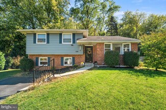 1208 Farmington Ln, West Chester, PA 19380