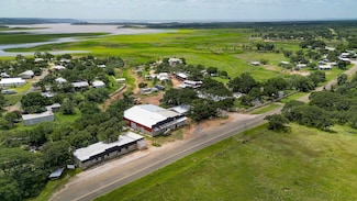 100 Scott Dr, Tow, TX 78672