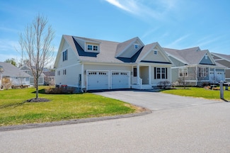 22 Sierra Hill Dr Unit 28, Dover, NH 03820