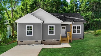 107 Roanoke St, Reidsville, NC 27320