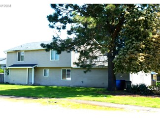 13510 NE 72nd St Unit A, Vancouver, WA 98682