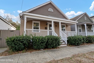 708 Dawson St, Wilmington, NC 28401