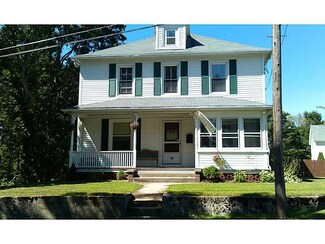 16 Parker St, West Warwick, RI 02893