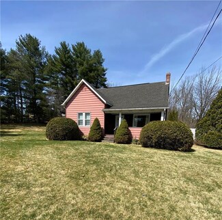 813 Interchange Rd, Kresgeville, PA 18333