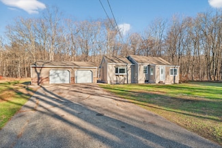 586 Back Rd, North Windham, CT 06256