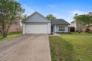 4411 Hopewell St, Grand Prairie, TX 75052