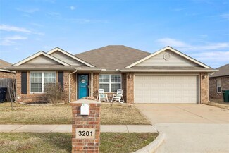 3201 SE 95th St, Moore, OK 73160