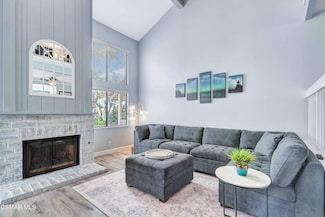 3318 Darby St Unit 417, Simi Valley, CA 93063
