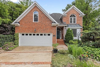 2001 Dobson Ct, Raleigh, NC 27612