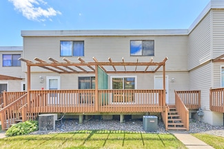 7515 63rd Ave N, Brooklyn Park, MN 55428