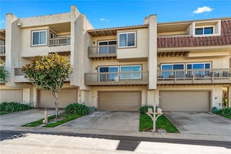 15 Hilltop Cir, Rancho Palos Verdes, CA 90275