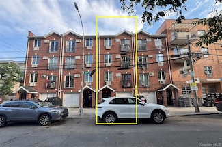 101-20 39th Ave, Corona, NY 11368