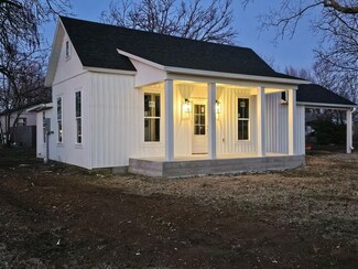 100 E 5th St, Miller, MO 65707