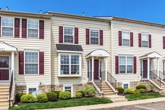 7084 Quarterhorse Ct Unit 47084, New Albany, OH 43054