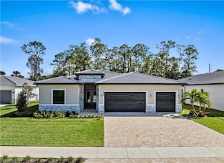 240 Allamanda Way, Naples, FL 34114