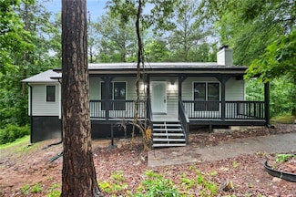 6032 Lakeshore Dr SE, Mableton, GA 30126