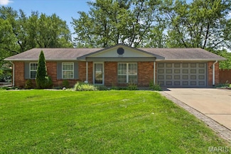11600 Brookford Ln, Bridgeton, MO 63044