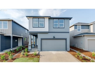 332 Greencrest St NE, Salem, OR 97301