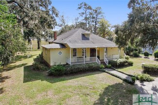 212 Bonaventure Rd, Thunderbolt, GA 31404