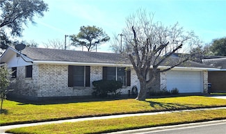 3713 Bentwood Ln, Corpus Christi, TX 78415