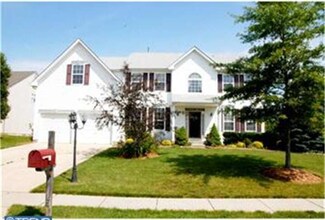 2 Sailor Ct, Hainesport, NJ 08036