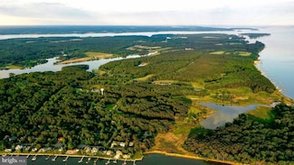 11442 Wollaston Cir, Swan Point, MD 20645