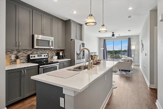 5609 Smu Blvd Unit 402, Dallas, TX 75206