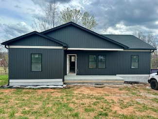 2116 Lime Plant Rd, Appomattox, VA 24522