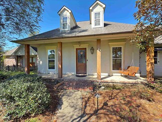 17065 Carlino Dr, Prairieville, LA 70769