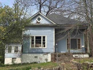 1612 W Grand Ave, Hot Springs National Park, AR 71913