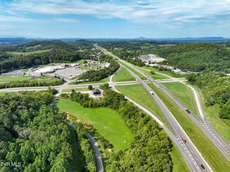 311 Fleenor Dr, Blountville, TN 37617