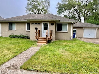 21410 Doepfer Rd, Warren, MI 48091