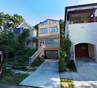 315 W 262nd St, Bronx, NY 10471