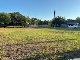 TBD N Water St, Pleasanton, TX 78064